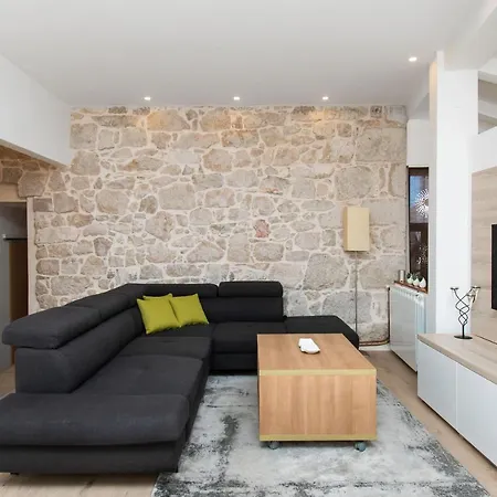 Julija Apartment Vodice