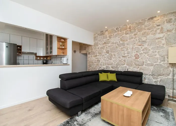 Julija Appartement *