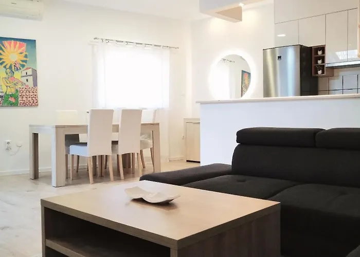 Julija Appartement *